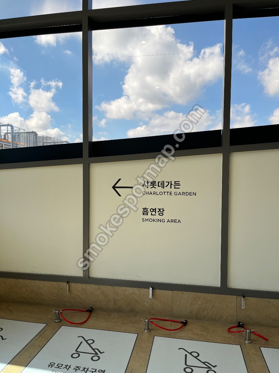 롯데몰 광명점 6층 흡연구역 현장 사진