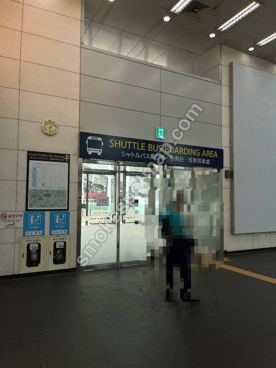 1번 출구 흡연구역 (피자헛 옆) 현장 사진 2
